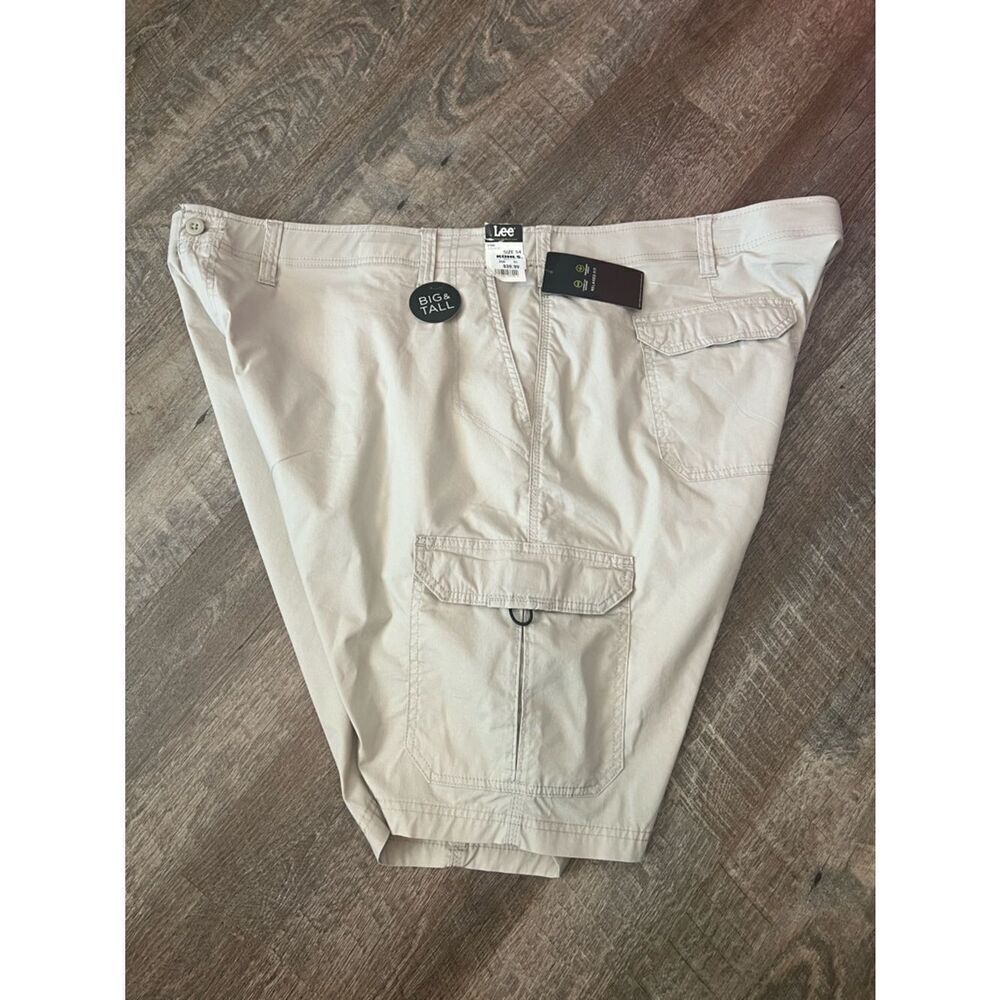 Lee Big & Tall Extreme Motion Crossroad‎ Relaxed-Fit Cargo Shorts- Size 54